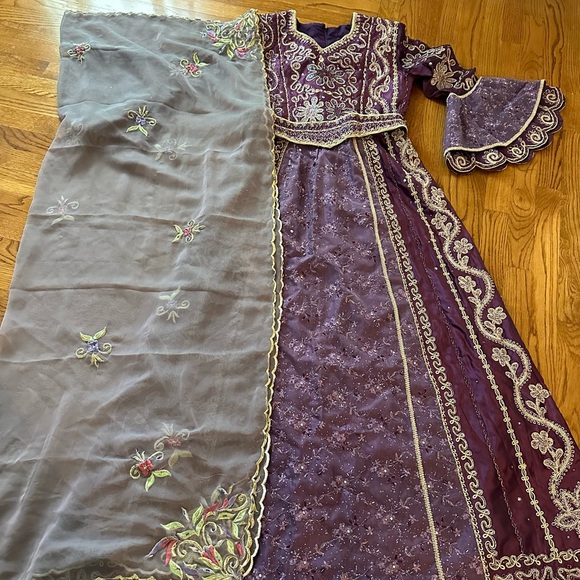 3 piece Gorgeous Palestinian thobe size S/ M . - Picture 5 of 8